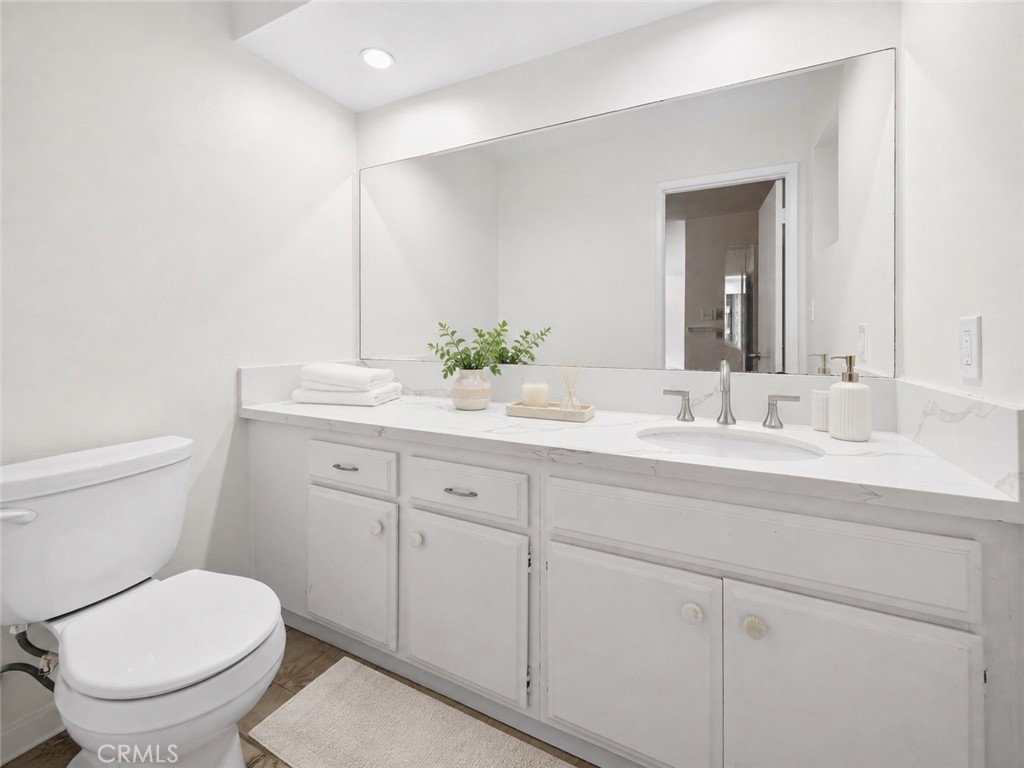 6741 Buffalo Avenue Property Photo 14