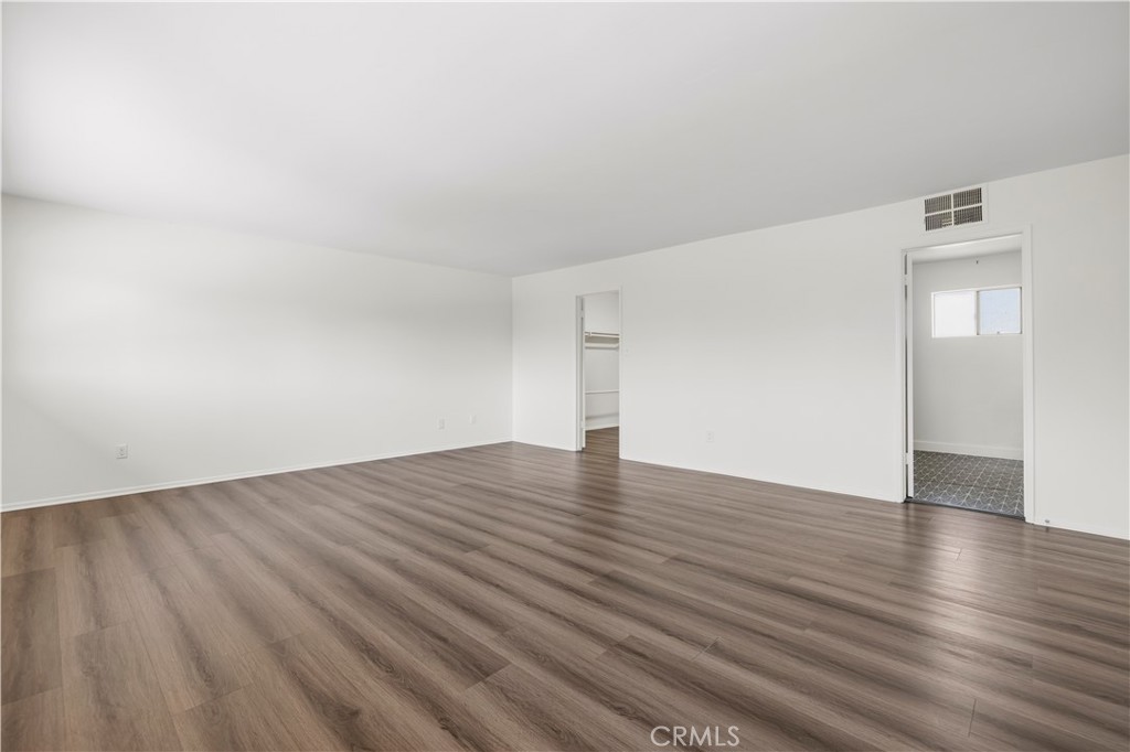 6741 Buffalo Avenue Property Photo 17