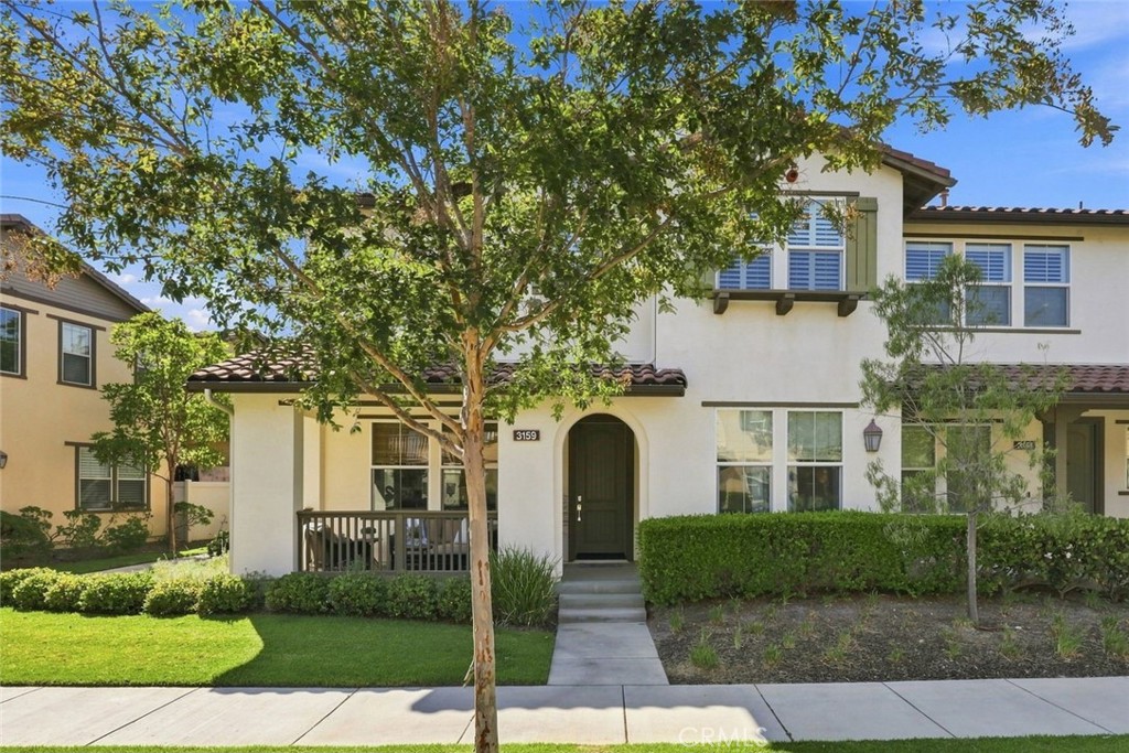 3159 London Property Photo 1