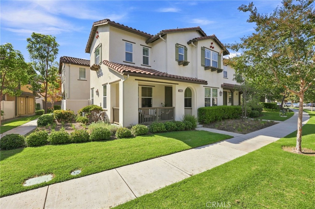 3159 London Property Photo 2