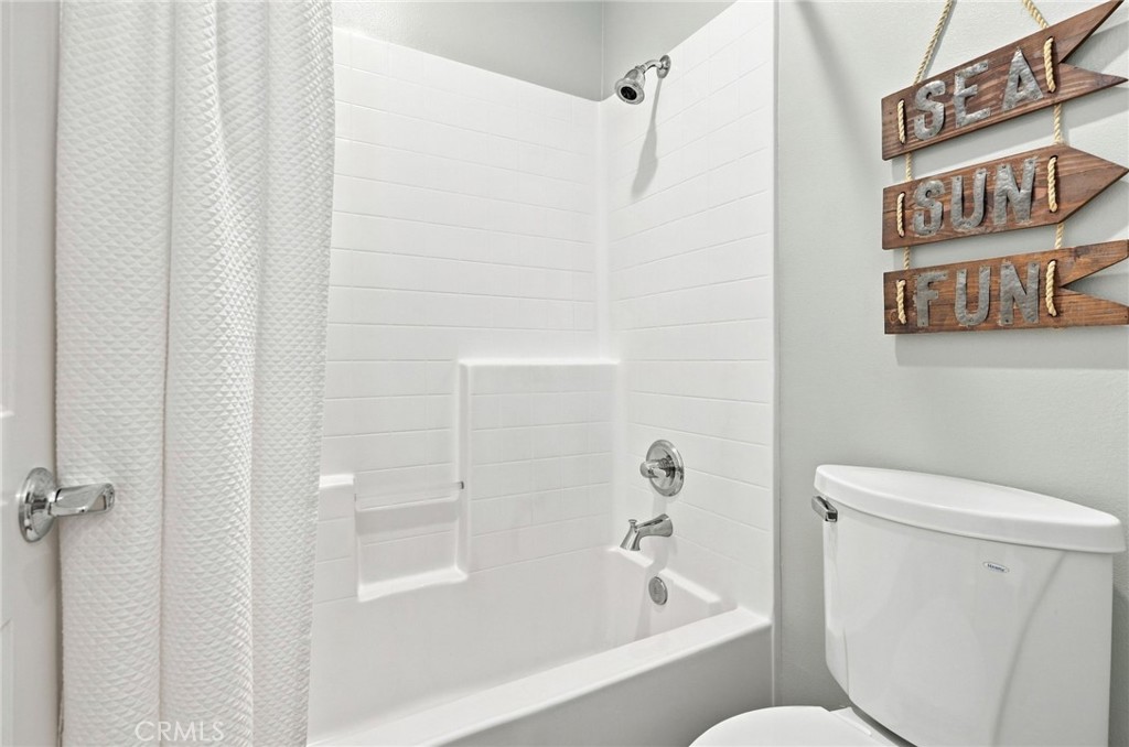3159 London Property Photo 37