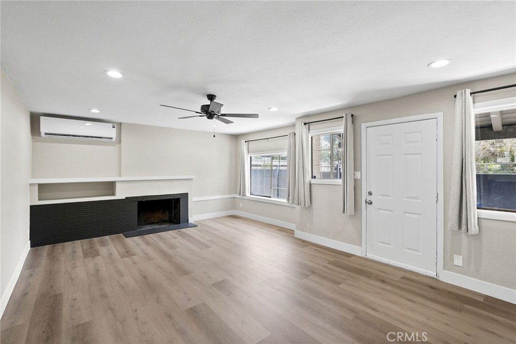44839 Division St Property Photo 14