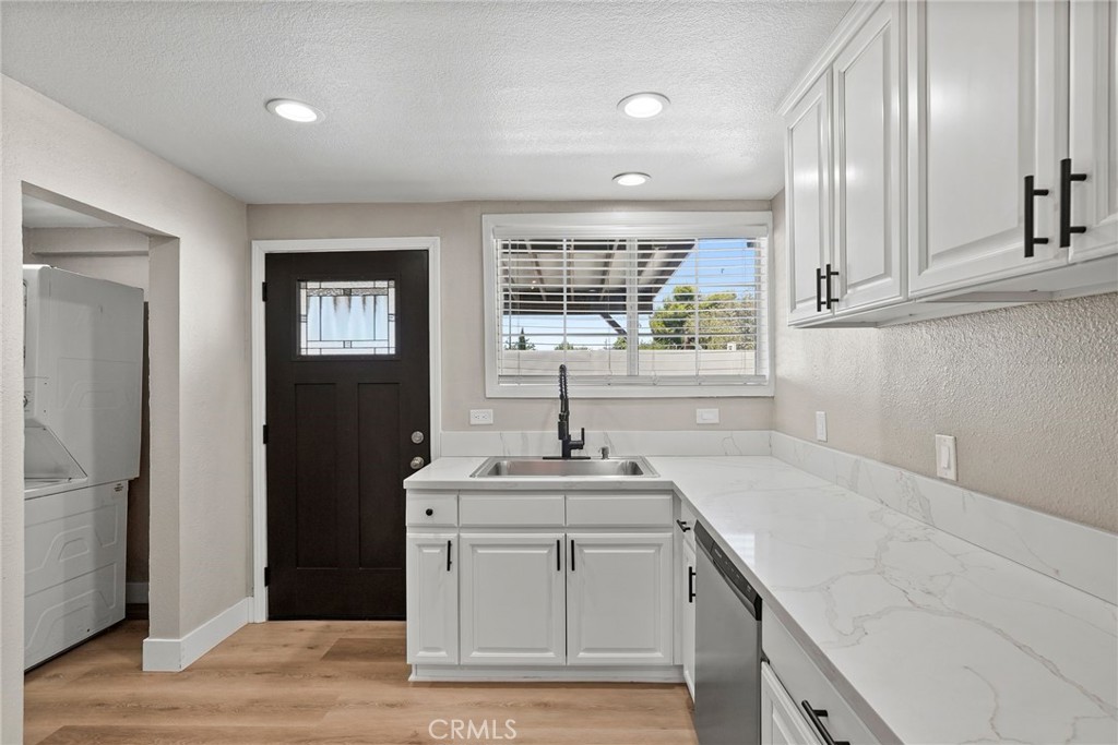 44839 Division St Property Photo 18