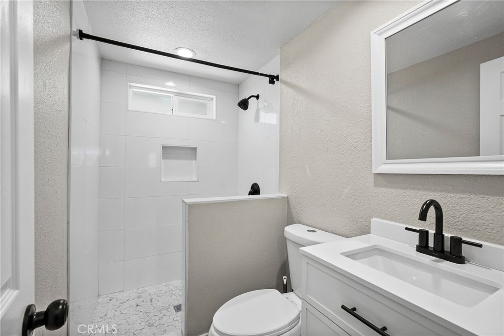 44839 Division St Property Photo 25