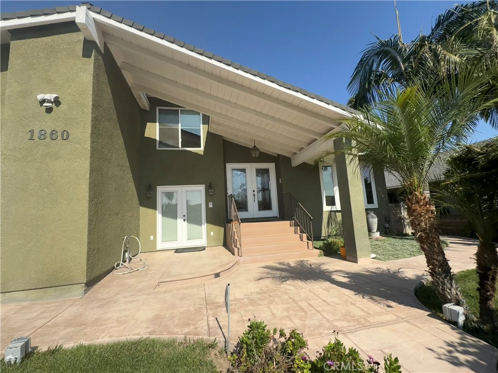 1860 Claudia Ave. Property Photo 2