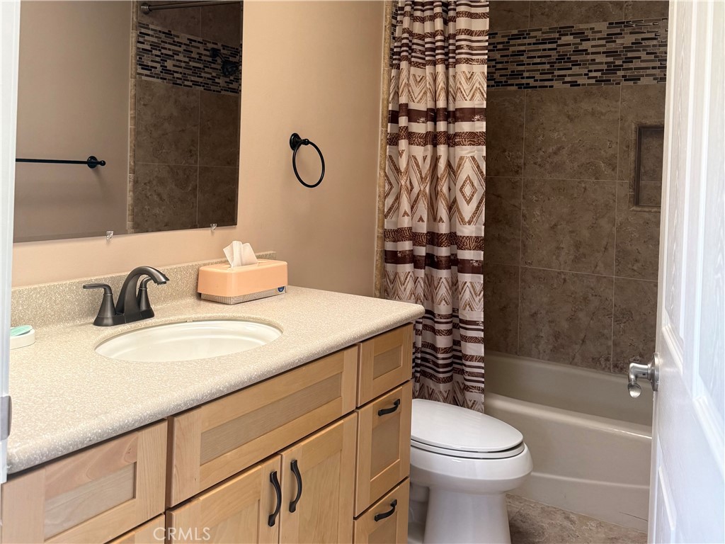 1860 Claudia Ave. Property Photo 24