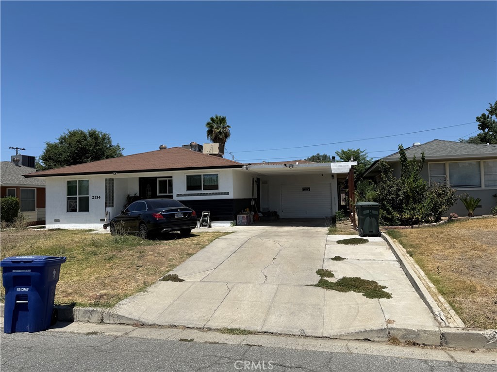 2134 Sacramento Property Photo 3