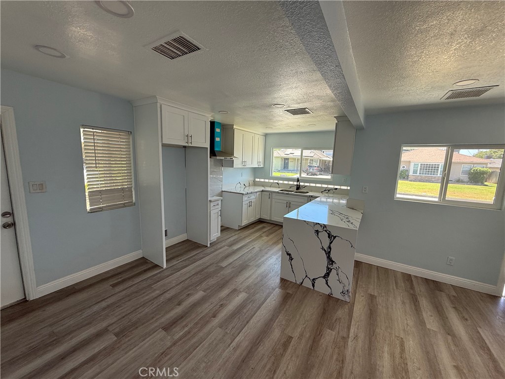 2134 Sacramento Property Photo 4