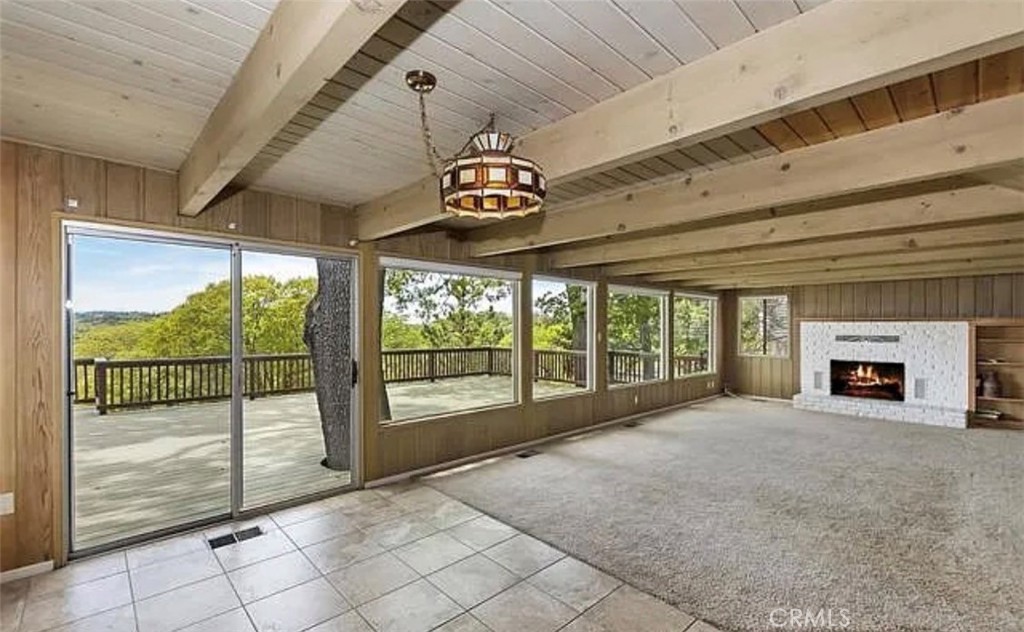 945 N Hospital Road 1 Property Photo 6