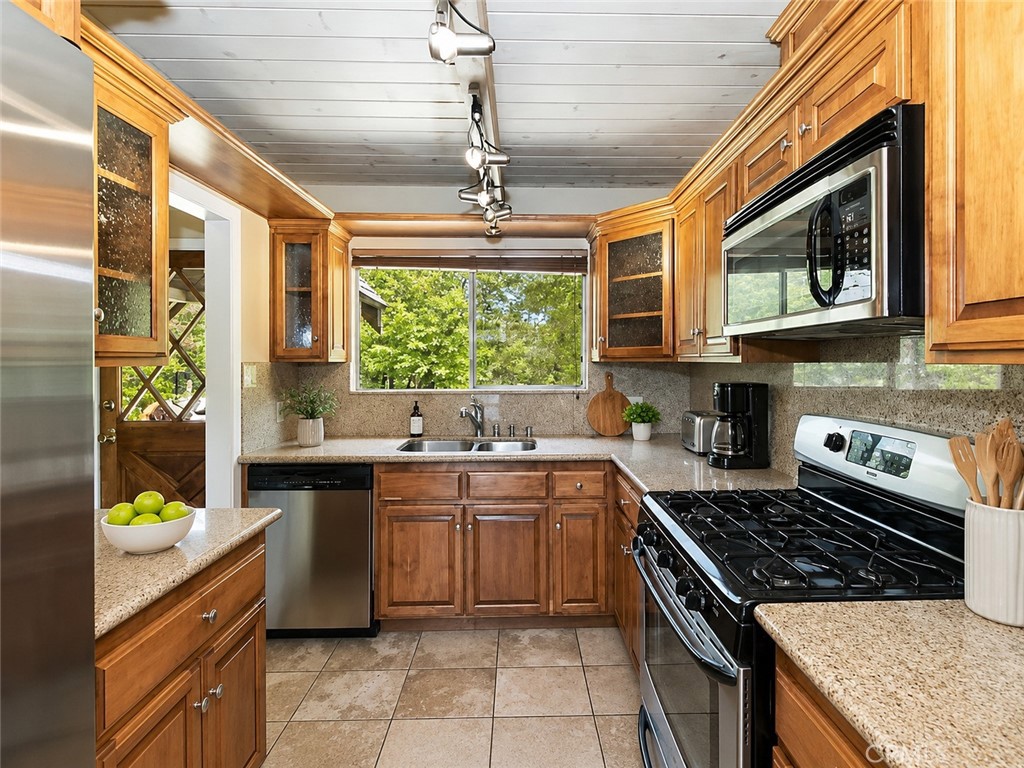 945 N Hospital Road 1 Property Photo 10