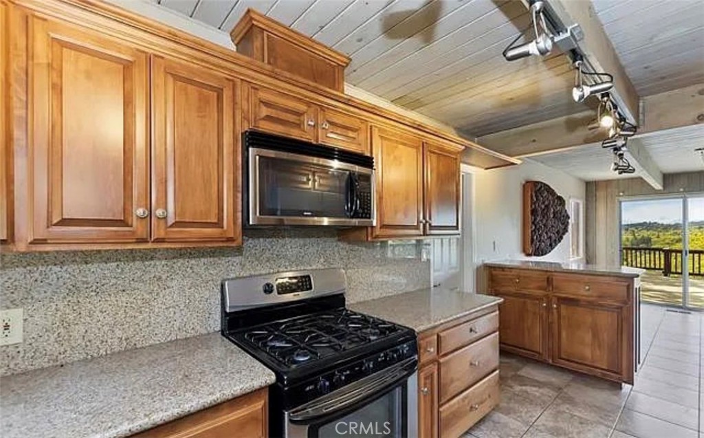 945 N Hospital Road 1 Property Photo 12