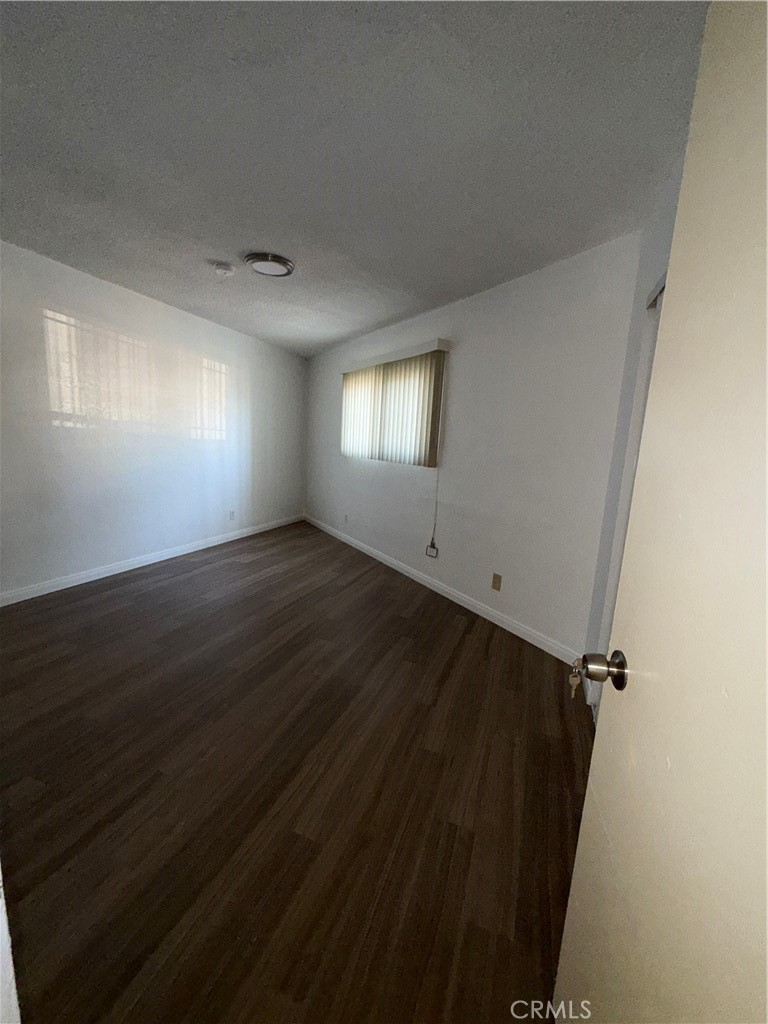1805 Rimpau Property Photo 12