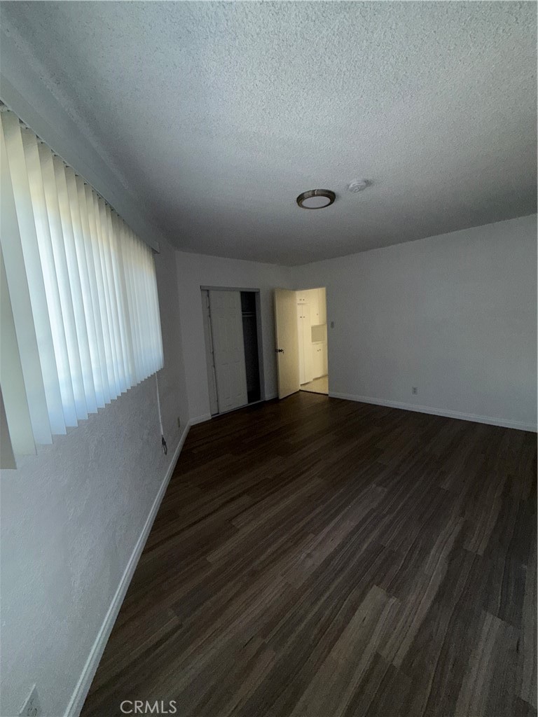 1805 Rimpau Property Photo 13