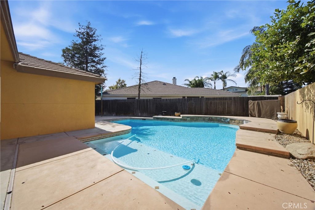 5009 Shaman Court Property Photo 35