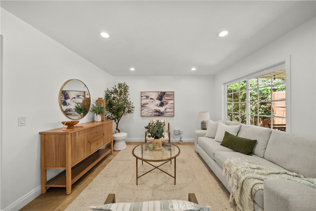 13417 Safari Property Photo 6