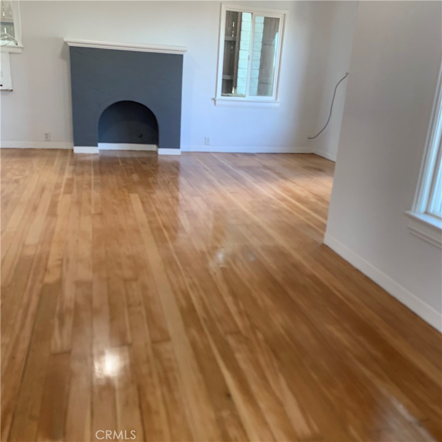729 A Property Photo 2
