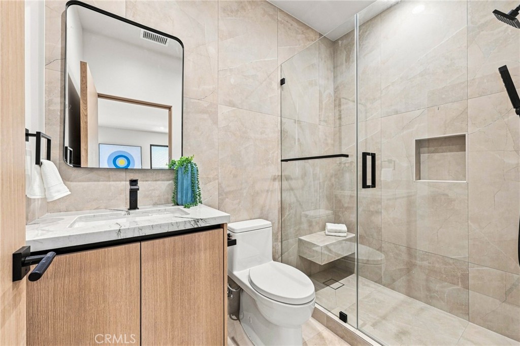 4949 Bilmoor Avenue Property Photo 26