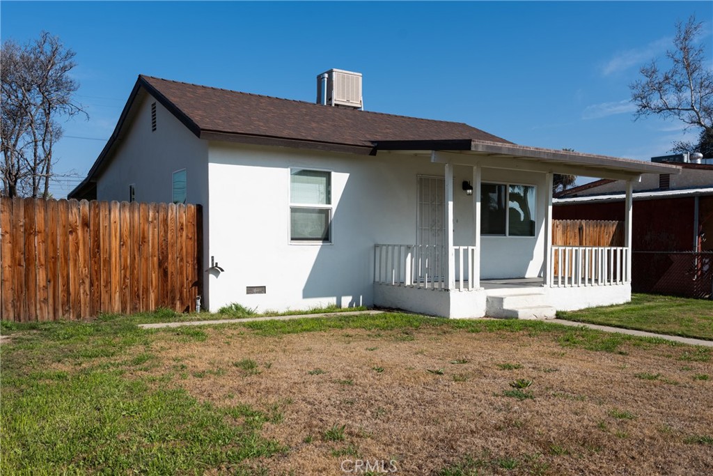 1102 E 18th Street Property Photo 15