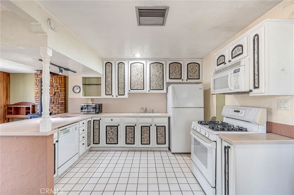 25562 Bejoal Property Photo 12