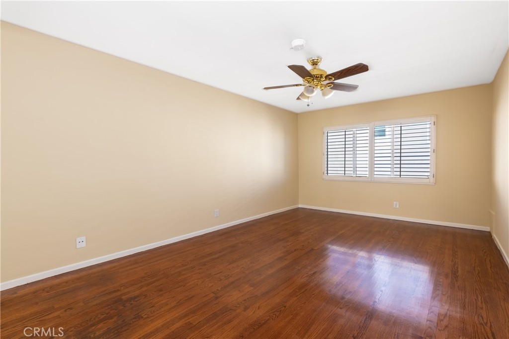 1615 N Laurel Avenue 203 Property Photo 17