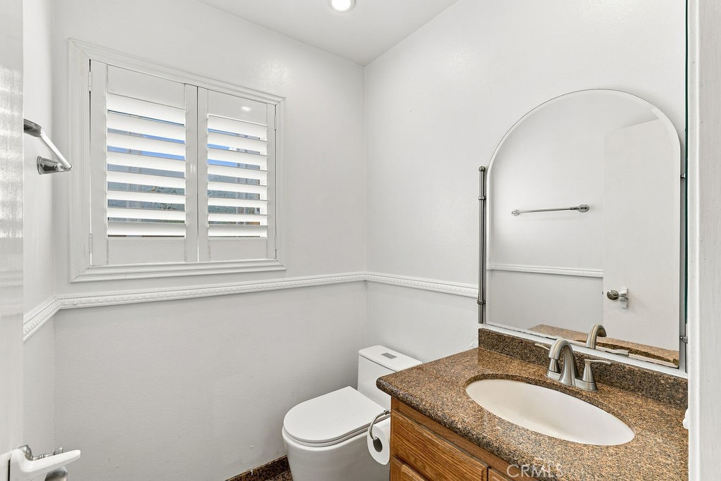 22031 Lanark Street Property Photo 11