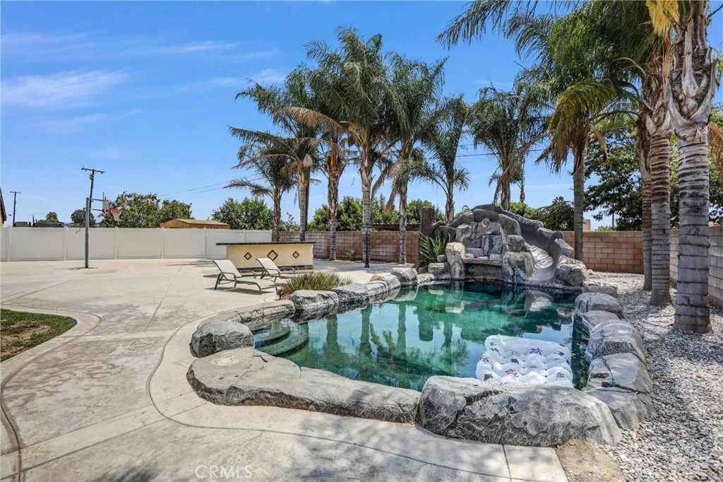 19039 Gregory Court Property Photo 1