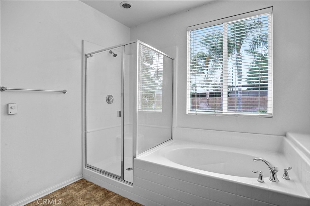 19039 Gregory Court Property Photo 16