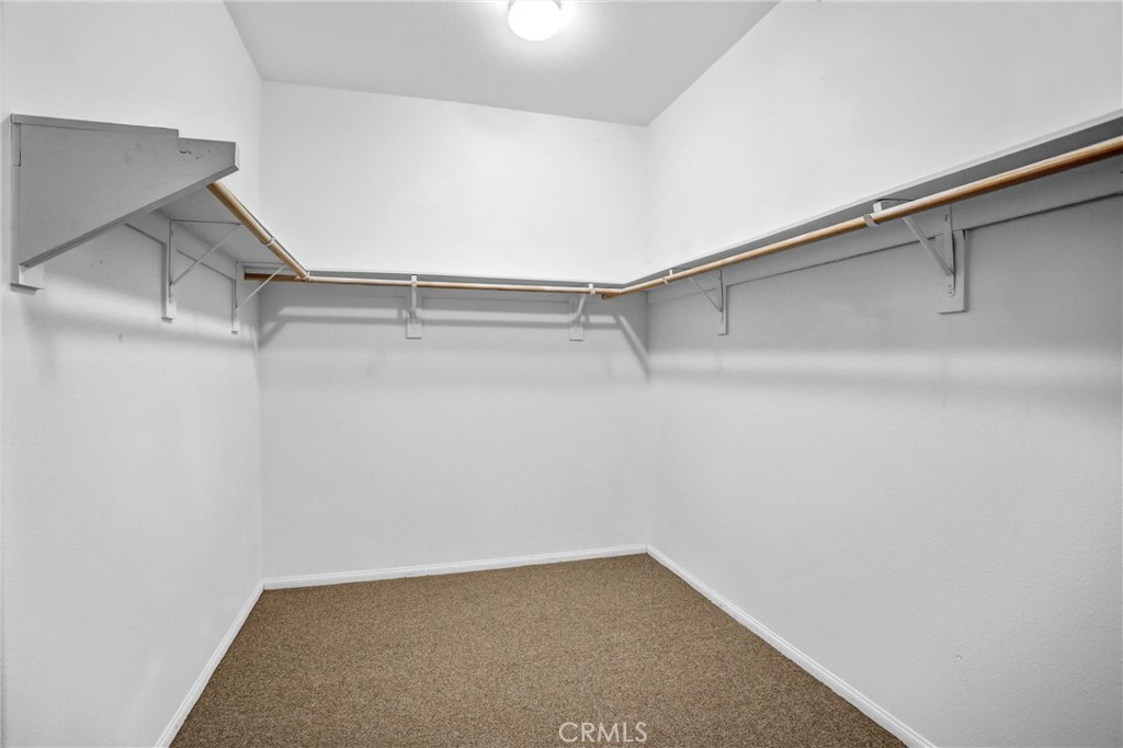 19039 Gregory Court Property Photo 17