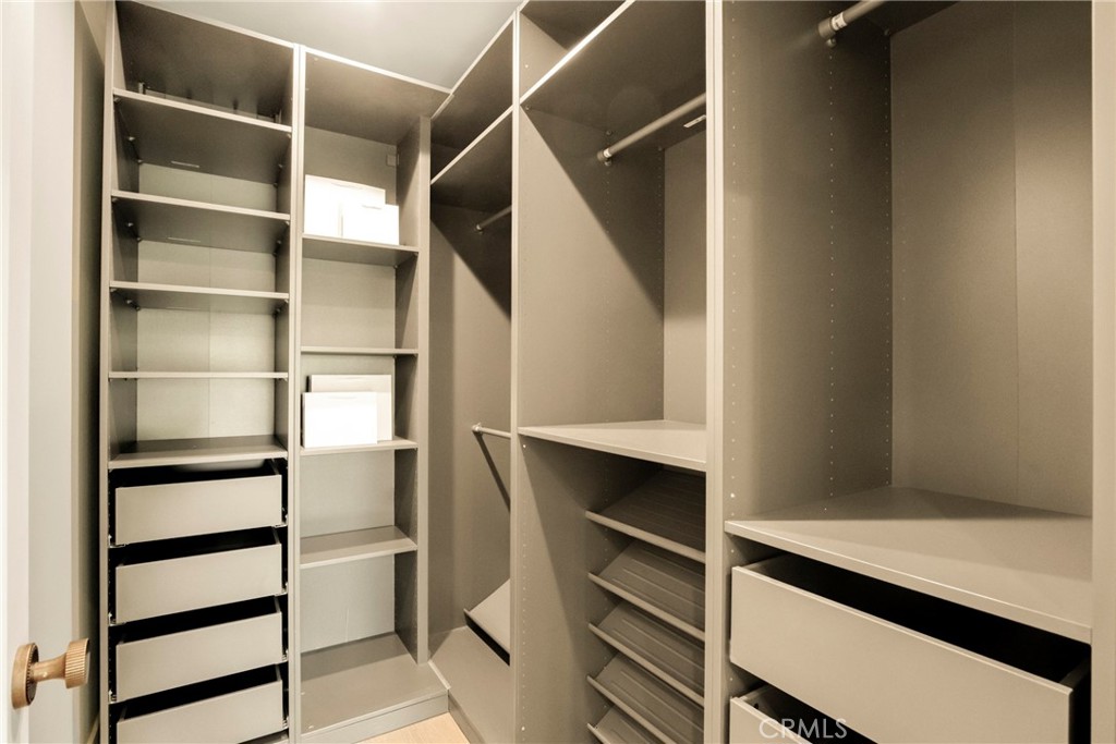 5944 Lasaine Property Photo 16