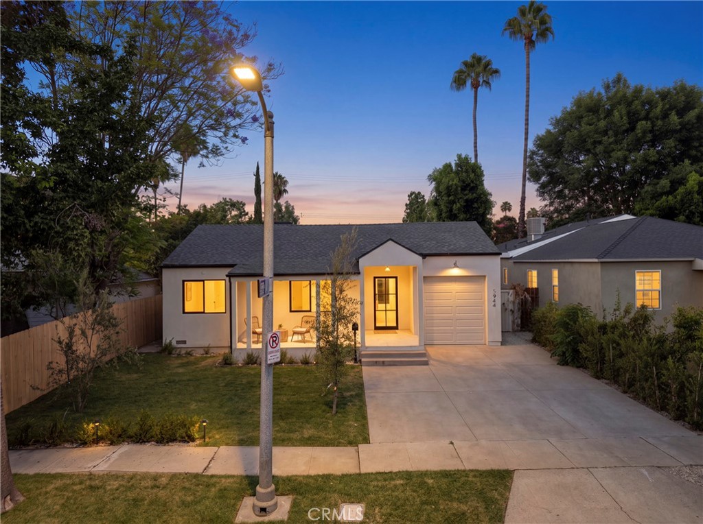 5944 Lasaine Property Photo 26