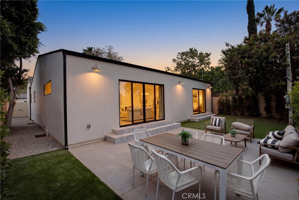 5944 Lasaine Property Photo 27