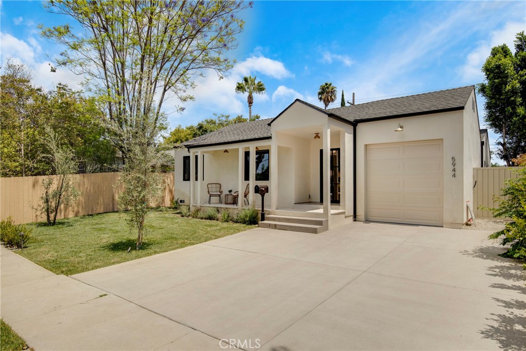5944 Lasaine Property Photo 30