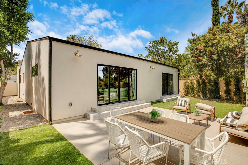 5944 Lasaine Property Photo 32