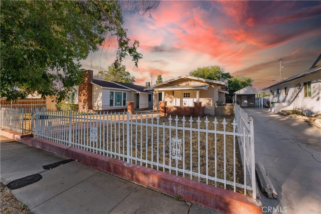44636 Cedar Avenue Property Photo 1