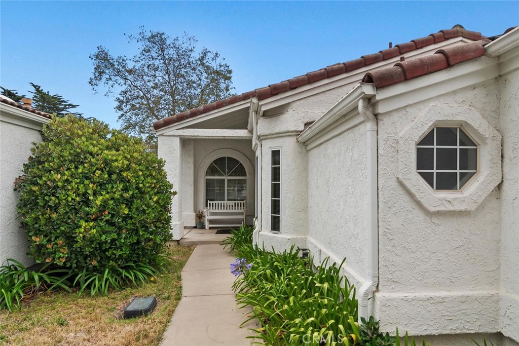 2117 Bermuda Dunes Property Photo 1
