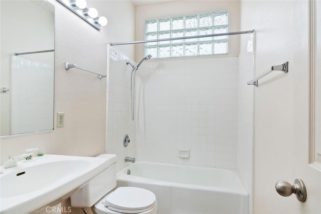 2117 Bermuda Dunes Property Photo 11