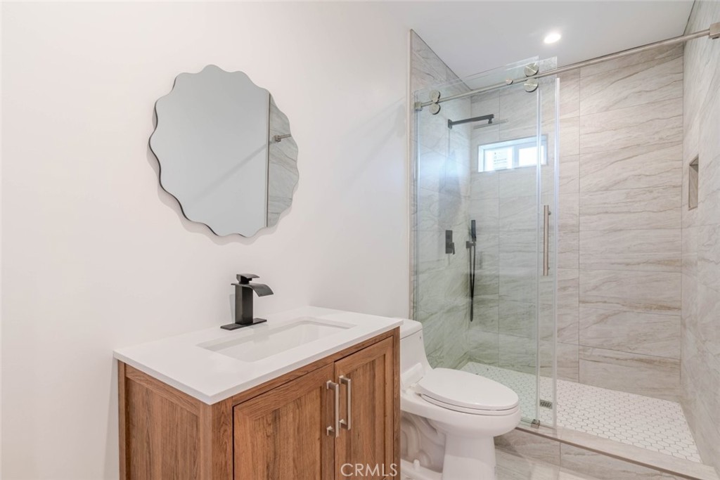6837 Yolanda Avenue Property Photo 23