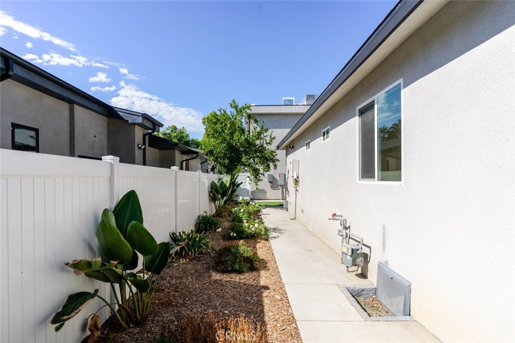6837 Yolanda Avenue Property Photo 49