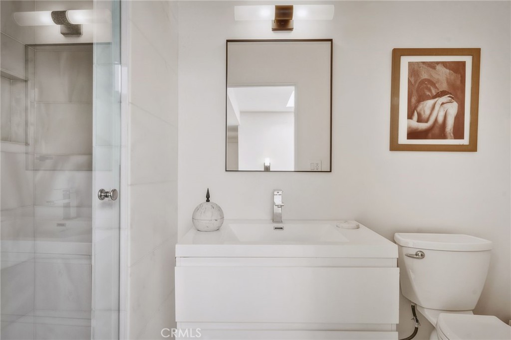 3601 Dixie Canyon Place Property Photo 30