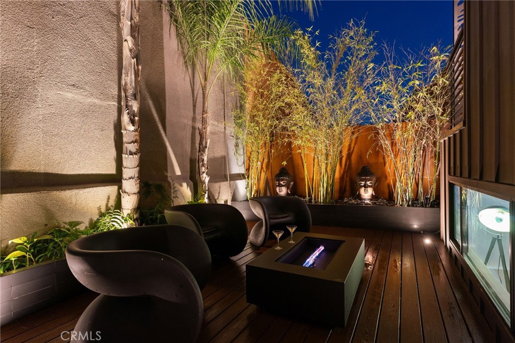 3601 Dixie Canyon Place Property Photo 40