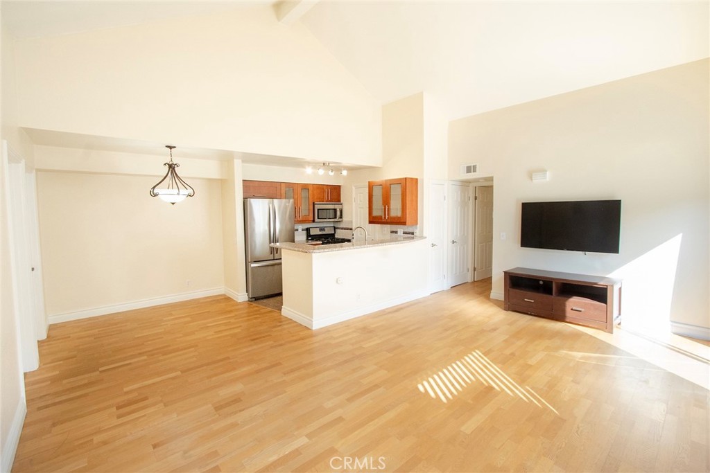 21203 Trumpet 203 Property Photo 10