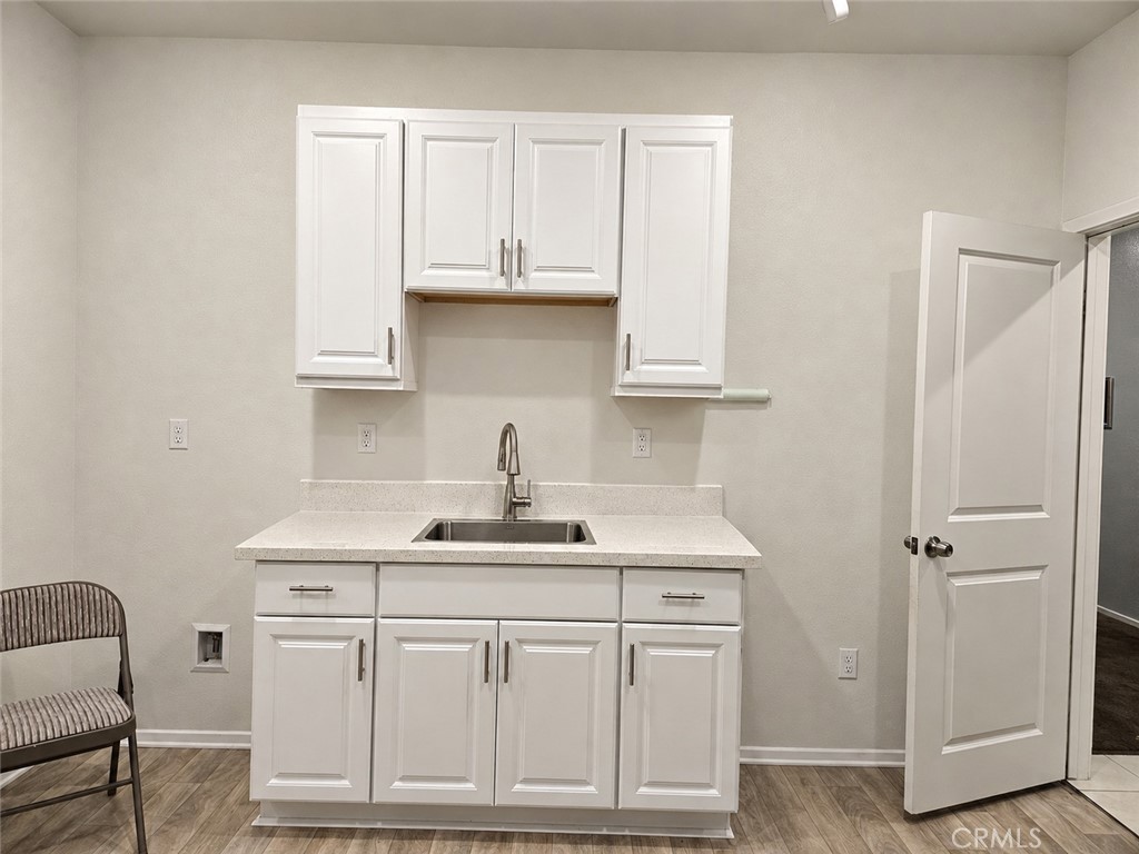 3681 W Uva Property Photo 2