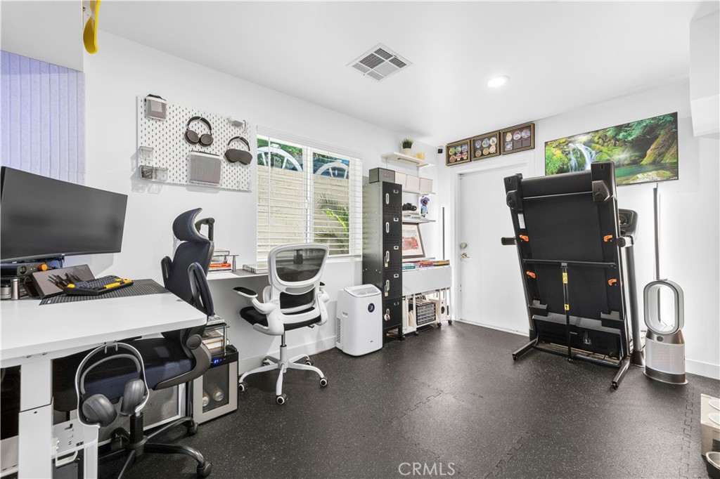 16557 Vine Terrace Property Photo 4