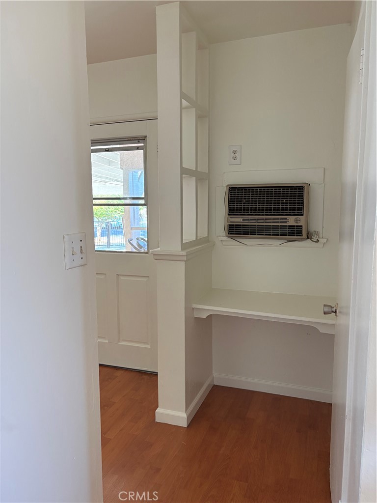 11241 De Haven Ave. Property Photo 7