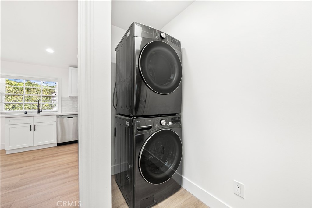 5227 Beckford Ave Property Photo 7