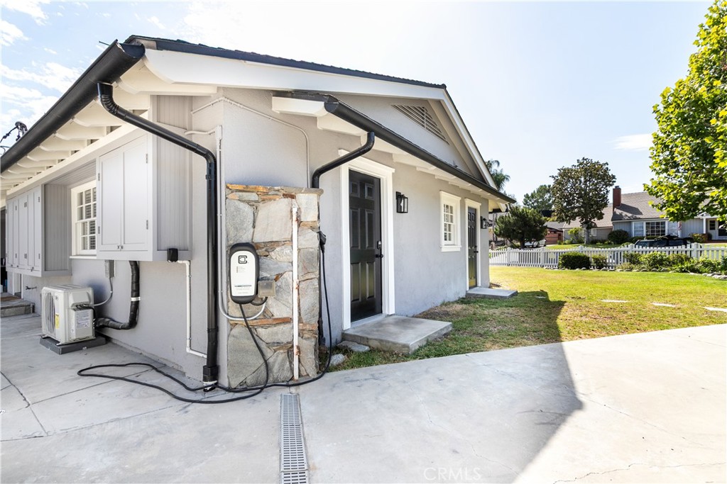 5227 Beckford Ave Property Photo 13