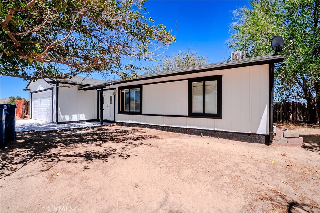 40754 179th E Property Photo 3