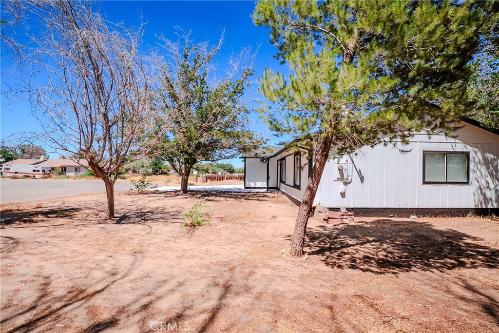 40754 179th E Property Photo 6