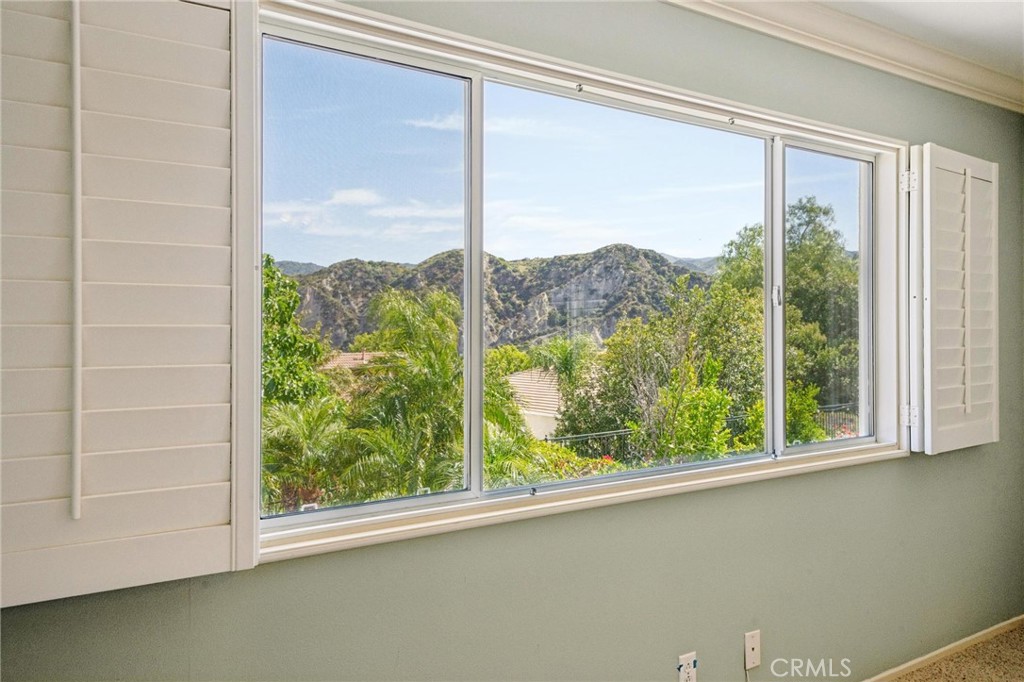 25716 Hood Way Property Photo 31