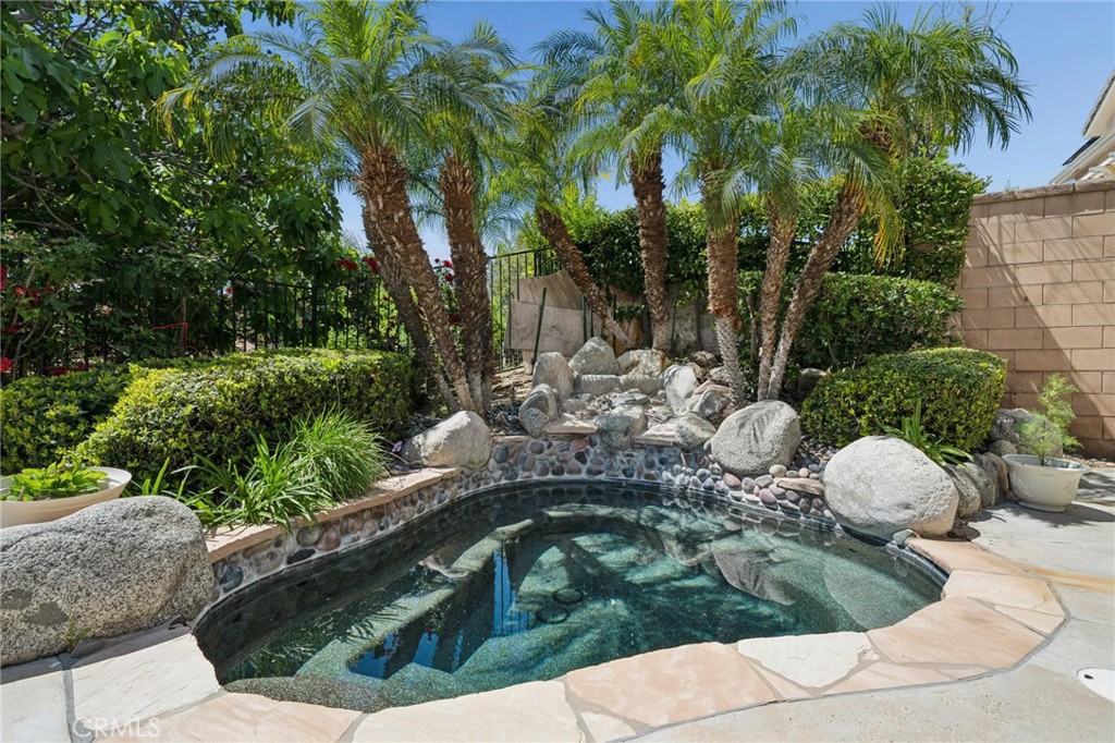 25716 Hood Way Property Photo 47